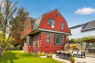 610 16th Ave E, Seattle, WA 98112 - Photo 1