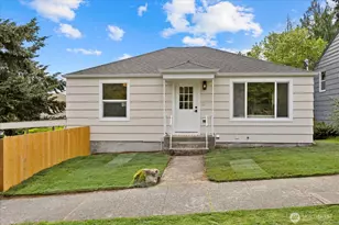 4238 28th Pl W, Seattle, WA 98199 - Photo 1