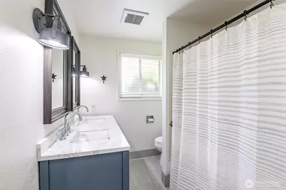 8906 35th Street W, University Place, WA 98466 - Photo 15