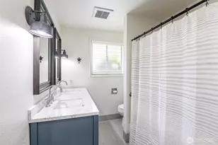 8906 35th St W, University Place, WA 98466 - Photo 15