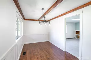 8906 35th St W, University Place, WA 98466 - Photo 9