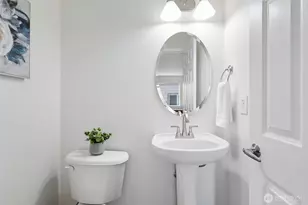 8509 A Interlake Ave N, Seattle, WA 98103 - Photo 11