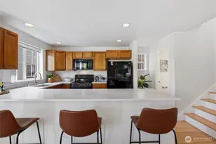 8509 A Interlake Ave N, Seattle, WA 98103 - Photo 7