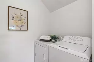 8509 A Interlake Ave N, Seattle, WA 98103 - Photo 21