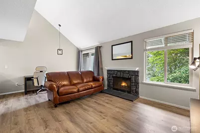 111 S 340th Street #Unit F, Federal Way, WA 98003 - Photo 3