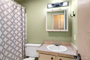 111 S 340th St, Federal Way, WA 98003 - Photo 17