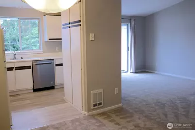 7453 Newcastle Golf Club Road #D304, Newcastle, WA 98059 - Photo 5