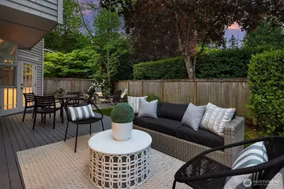 933 6th Place S, Kirkland, WA 98033 - Photo 29