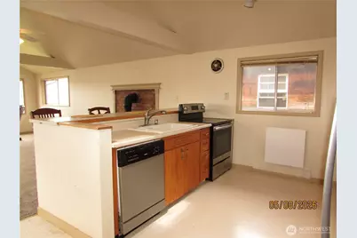 6728 Totem Beach Loop Road, Tulalip, WA 98271 - Photo 9