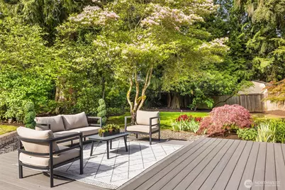 12532 SE 70th Street, Newcastle, WA 98056 - Photo 9