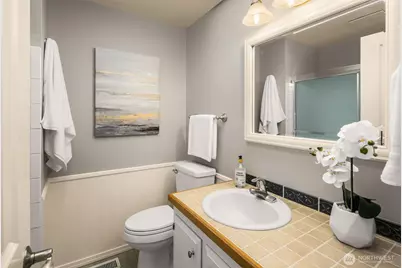 12532 SE 70th Street, Newcastle, WA 98056 - Photo 23