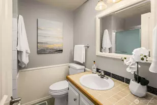 12532 SE 70th St, Newcastle, WA 98056 - Photo 23