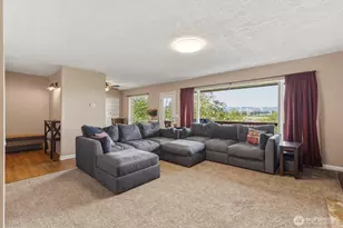 201 Carroll Rd, Kelso, WA 98626 - Photo 7