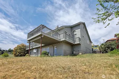 313 Peach Avenue, Sunnyside, WA 98944 - Photo 29