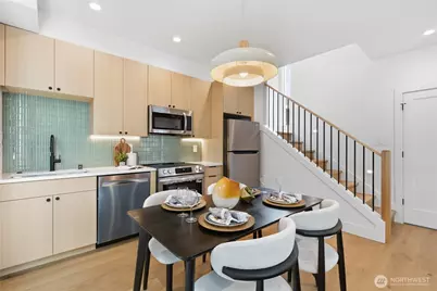 6217 9th Avenue NE, Seattle, WA 98115 - Photo 5