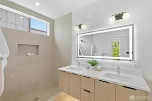 6217 9th Ave NE, Seattle, WA 98115 - Photo 21
