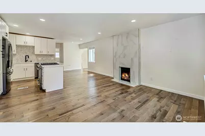 3806 35th Avenue W #Unit 1, Seattle, WA 98199 - Photo 7