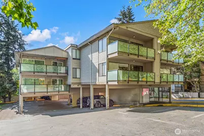 321 Bellevue Way SE #403, Bellevue, WA 98004 - Photo 1