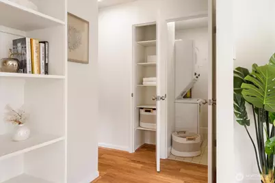 2552 14th Avenue W #403, Seattle, WA 98119 - Photo 9