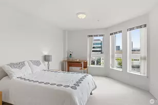 4528 8th Ave NE, Seattle, WA 98105 - Photo 9