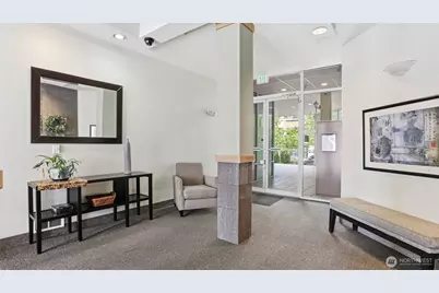 4528 8th Avenue NE #4B, Seattle, WA 98105 - Photo 17