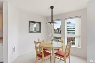 4528 8th Ave NE, Seattle, WA 98105 - Photo 5
