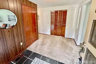 2106 Eastside St NE, Olympia, WA 98506 - Photo 5