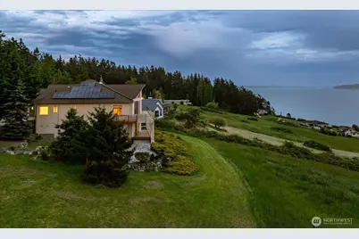 2364 Strawberry Point Road, Oak Harbor, WA 98277 - Photo 3