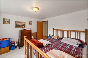921 Erin Ln W, Eatonville, WA 98328 - Photo 25