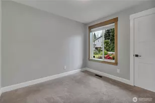 1125 S 258th St, Des Moines, WA 98198 - Photo 15