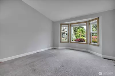 1125 S 258th Street, Des Moines, WA 98198 - Photo 3