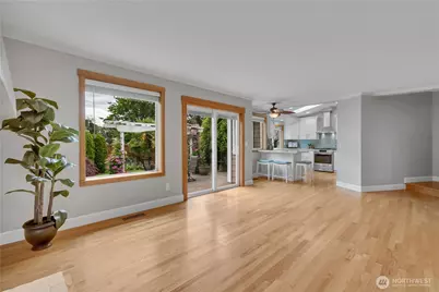 1125 S 258th Street, Des Moines, WA 98198 - Photo 13