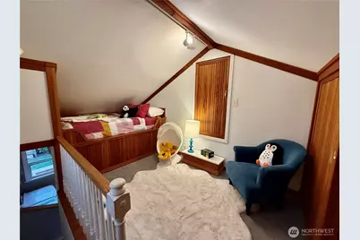 2113 NE 81st Place, Seattle, WA 98115 - Photo 13
