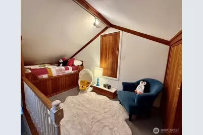 2113 NE 81st Place, Seattle, WA 98115 - Photo 11