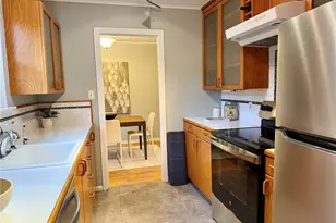 2113 NE 81st Pl, Seattle, WA 98115 - Photo 5