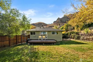 1216 Crawford Ave, Wenatchee, WA 98801 - Photo 31