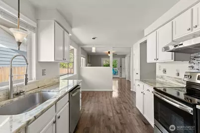 903 9th Avenue SW, Tumwater, WA 98512 - Photo 17