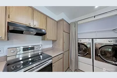 1700 W Sunn Fjord Lane #L101, Bremerton, WA 98312 - Photo 7