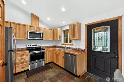 10303 Matthews Avenue, Anderson Island, WA 98303 - Photo 9
