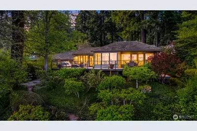8625 NE Juanita Drive, Kirkland, WA 98034 - Photo 39