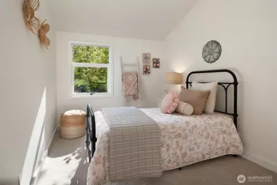 8625 NE Juanita Drive, Kirkland, WA 98034 - Photo 33