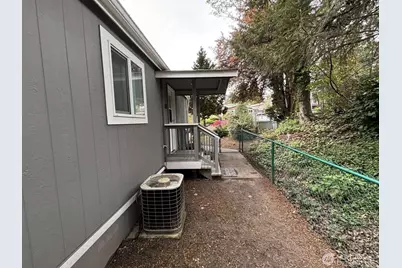 12615 NE 189th Street, Bothell, WA 98011 - Photo 7