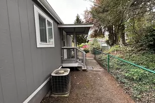 12615 NE 189th St, Bothell, WA 98011 - Photo 7