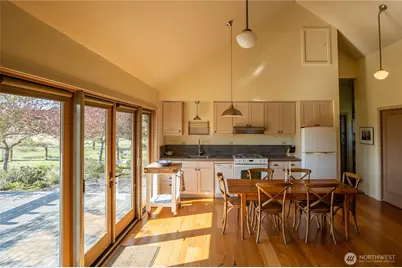 140 Sweetbrier Lane, Lopez Island, WA 98261 - Photo 9