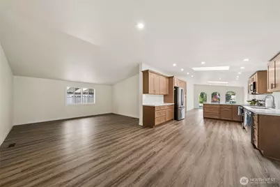 2500 S 370th Street #170, Federal Way, WA 98003 - Photo 5