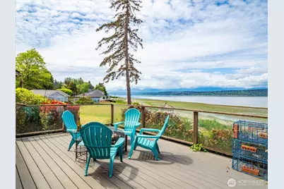 29631 Beach Drive NE, Poulsbo, WA 98370 - Photo 21
