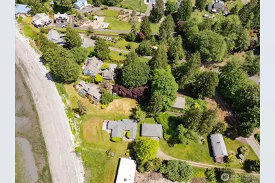 29631 Beach Drive NE, Poulsbo, WA 98370 - Photo 31