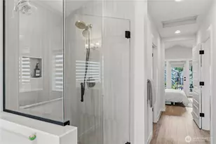 10329 135th Cir NE, Kirkland, WA 98033 - Photo 11
