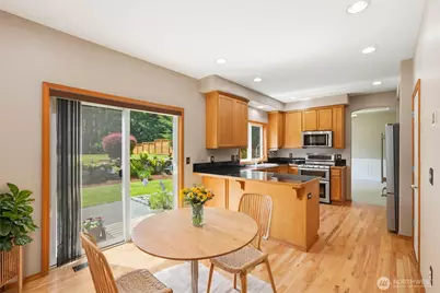 8206 211th Avenue SE, Snohomish, WA 98290 - Photo 13