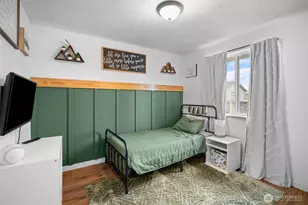 304 Rochester St E, Rainier, WA 98576 - Photo 15